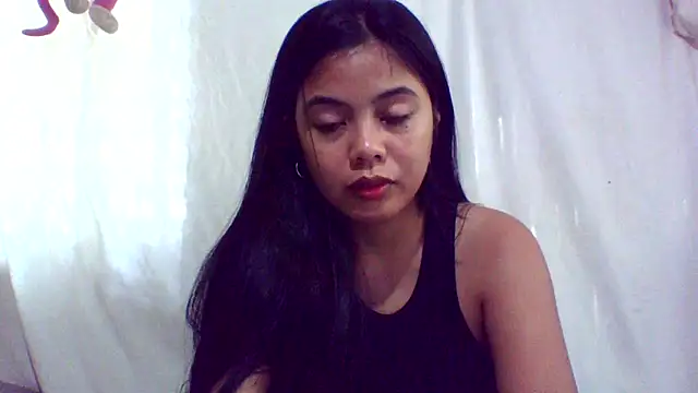 Snapshot of sweet_heaven00 chatting on October 14, 2025, 2:12 am sweet heaven00 online show from October 14, 2025, 2:12 am