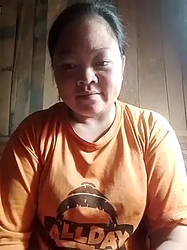 Snapshot of MaySweetb chatting on October 11, 2025, 6:34 am MaySweetb online show from October 11, 2025, 6:34 am