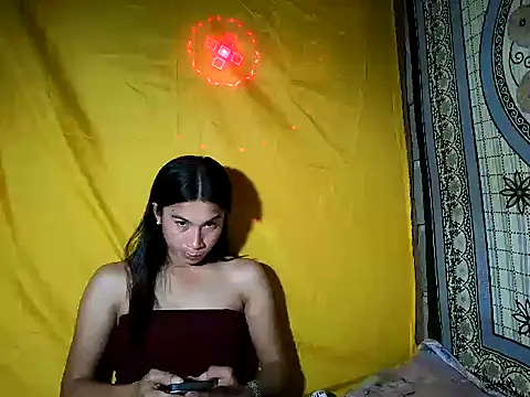Asian PrettyAle online show from May 5, 2026, 1:19 pm