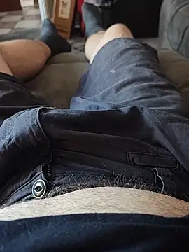hubbyfun19 online show from June 18, 2026, 7:51 pm