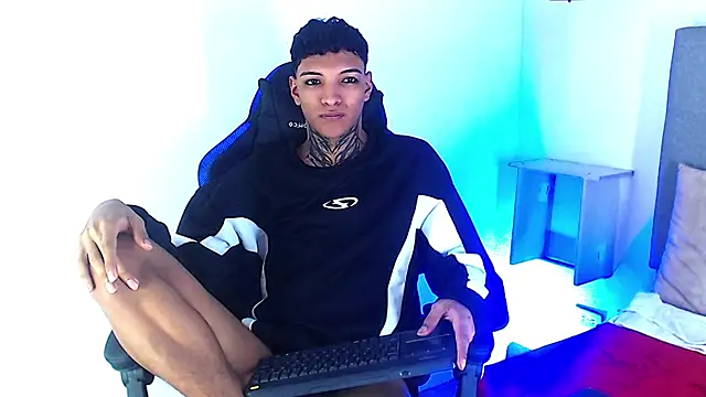 Snapshot of Rick_Wade chatting on March 2, 2026, 7:15 am Rick Wade online show from March 2, 2026, 7:15 am