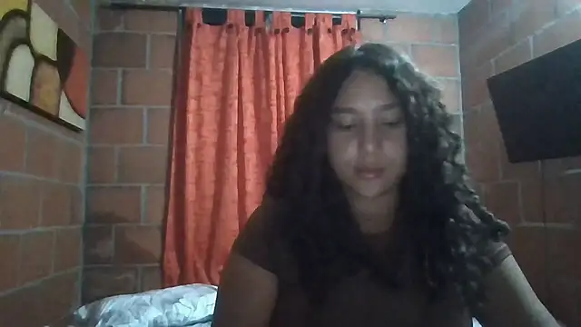 AnaisVelvet11 online show from November 7, 2025, 1:05 am