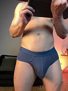 AlekBlake  online show from March 5, 2026, 2:18 am