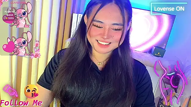ursexy ceciliaxx online show from June 26, 2026, 3:38 pm