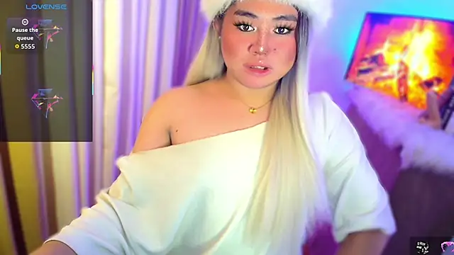 ursexy ceciliaxx online show from July 14, 2026, 4:34 pm