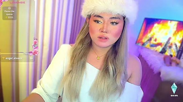 ursexy ceciliaxx online show from July 23, 2026, 6:06 pm