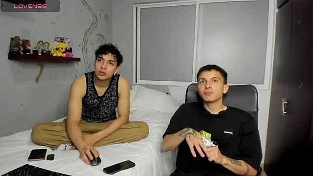 Snapshot of Noxx_starkK chatting on September 13, 2025, 3:28 am Noxx starkK online show from September 13, 2025, 3:28 am