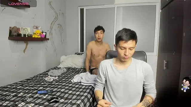 Snapshot of Noxx_starkK chatting on September 21, 2025, 2:02 am Noxx starkK online show from September 21, 2025, 2:02 am