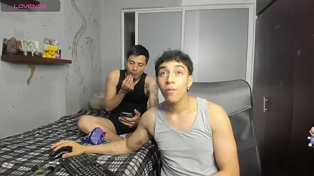 Snapshot of Noxx_starkK chatting on September 21, 2025, 11:50 pm Noxx starkK online show from September 21, 2025, 11:50 pm