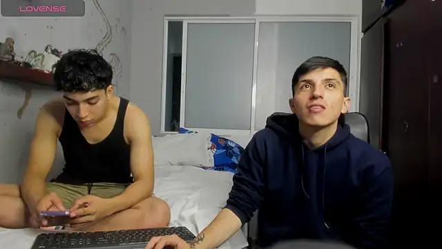 Snapshot of Noxx_starkK chatting on November 9, 2025, 12:31 am Noxx starkK online show from November 9, 2025, 12:31 am