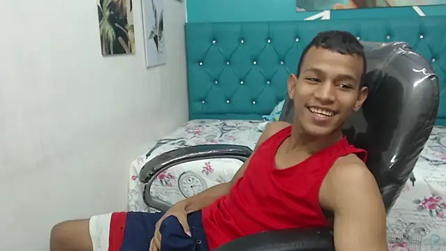 Snapshot of Rory_castro chatting on September 13, 2025, 10:31 pm Rory castro online show from September 13, 2025, 10:31 pm