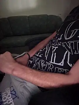 Snapshot of G-boy40 chatting on October 6, 2025, 1:19 pm G-boy40 online show from October 6, 2025, 1:19 pm