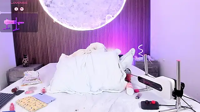 Snapshot of AmbarFoxx_ chatting on February 8, 2026, 3:04 pm AmbarFoxx online show from February 8, 2026, 3:04 pm