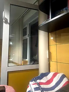 adiluci1 online show from November 2, 2025, 4:37 am