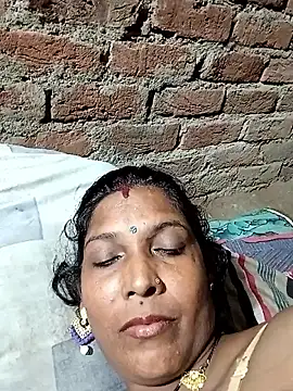 Savita992 online show from September 18, 2025, 6:32 pm