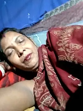 Snapshot of Savita992 chatting on February 1, 2026, 7:23 pm Savita992 online show from February 1, 2026, 7:23 pm