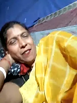 Snapshot of Savita992 chatting on February 3, 2026, 6:51 am Savita992 online show from February 3, 2026, 6:51 am