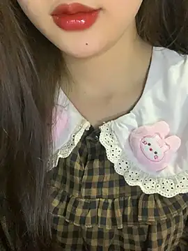 Linhtruong  online show from February 1, 2026, 4:11 am