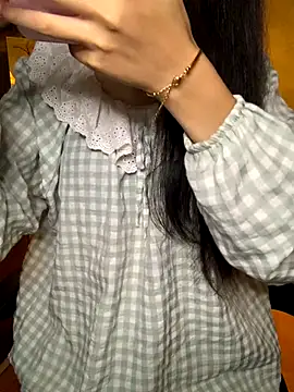 Nhinhi18 online show from October 2, 2025, 3:19 pm