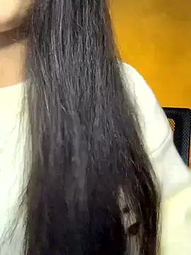 Nhinhi18 online show from January 8, 2026, 3:36 pm