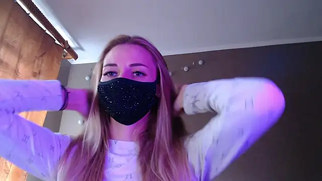 Iris lave online show from September 30, 2025, 2:22 pm