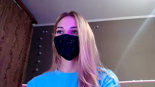 Iris lave online show from December 5, 2025, 6:15 pm