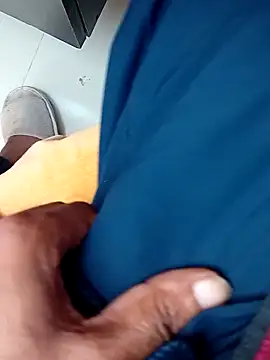 hackyourpussyxh online show from February 2, 2026, 6:34 am