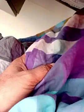 hackyourpussyxh online show from May 7, 2026, 7:25 am