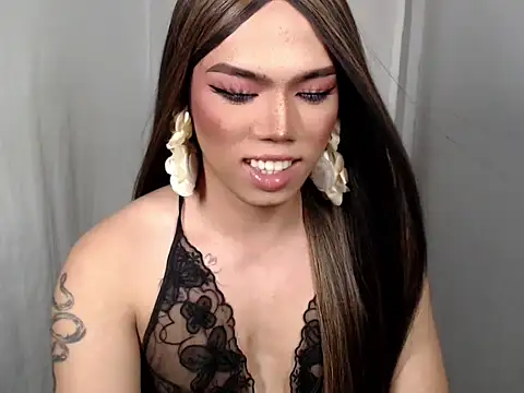 Queen alena online show from October 8, 2025, 4:21 am