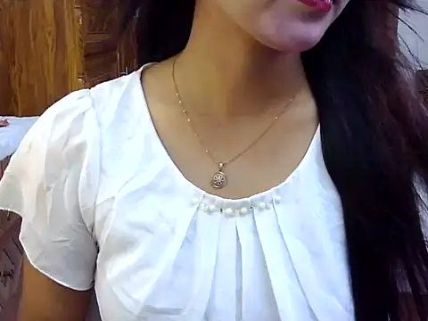 Snapshot of Obonti_2000 chatting on September 19, 2025, 12:28 pm Obonti 2000 online show from September 19, 2025, 12:28 pm