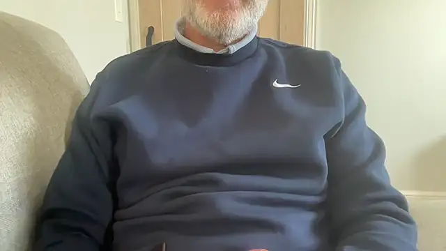 Snapshot of braselton06 chatting on December 5, 2025, 3:30 pm braselton06 online show from December 5, 2025, 3:30 pm