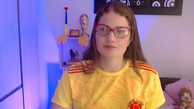 Camila-ventura online show from June 21, 2026, 9:50 pm