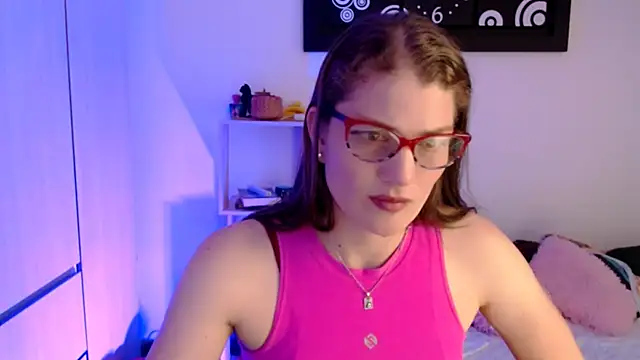 Camila-ventura online show from July 15, 2026, 1:16 pm