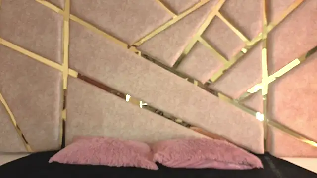 Zafiro claire online show from December 19, 2025, 6:48 pm