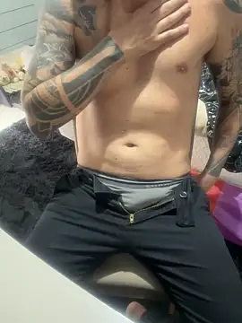 Snapshot of AnimistEquity chatting on November 12, 2025, 3:45 pm AnimistEquity online show from November 12, 2025, 3:45 pm