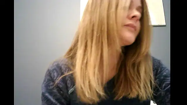 Snapshot of Ginger-bb chatting on December 19, 2025, 7:48 am Ginger-bb online show from December 19, 2025, 7:48 am