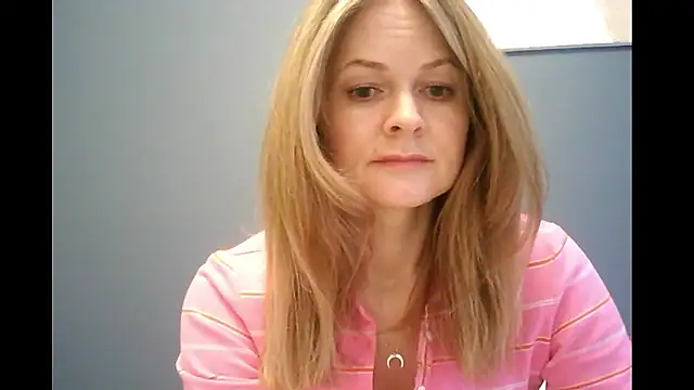 Snapshot of Ginger-bb chatting on January 8, 2026, 7:32 am Ginger-bb online show from January 8, 2026, 7:32 am