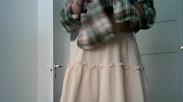 Snapshot of Ginger-bb chatting on February 11, 2026, 7:24 am Ginger-bb online show from February 11, 2026, 7:24 am