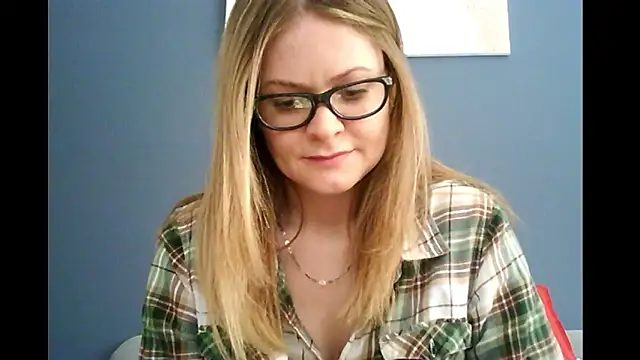 Snapshot of Ginger-bb chatting on February 24, 2026, 7:39 am Ginger-bb online show from February 24, 2026, 7:39 am