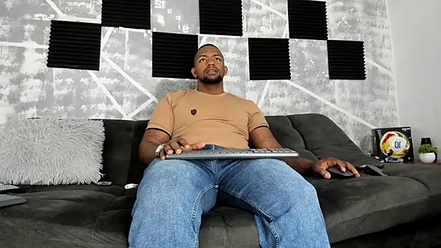 big blackmen19 online show from June 11, 2026, 12:58 pm