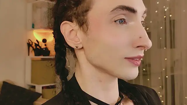 Queen of tease online show from March 7, 2026, 6:05 pm