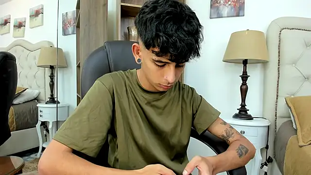 Ibratxandy online show from May 15, 2026, 6:48 pm