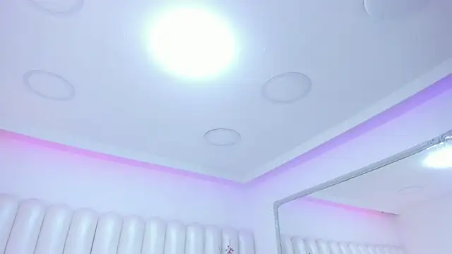 BarbieMonet online show from November 5, 2025, 3:17 am