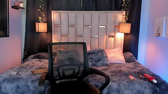 Hanzking01 online show from October 2, 2025, 3:13 am