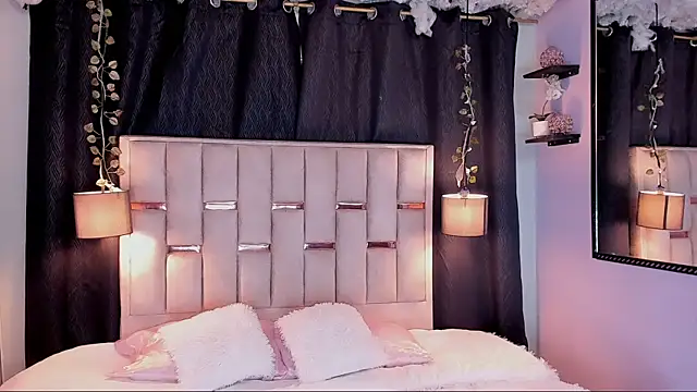 Hanzking01 online show from November 18, 2025, 3:23 am