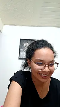 Snapshot of Ayshel_cooperr chatting on November 15, 2025, 8:55 am Ayshel cooperr online show from November 15, 2025, 8:55 am