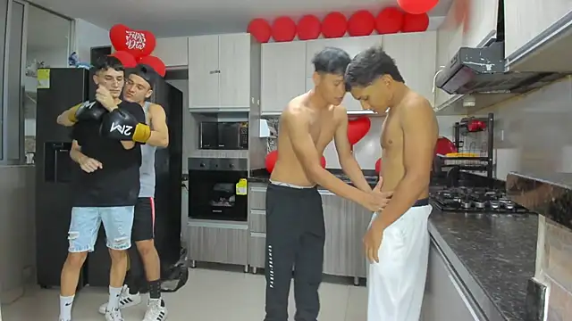 Crazymen hot online show from September 21, 2025, 11:17 pm