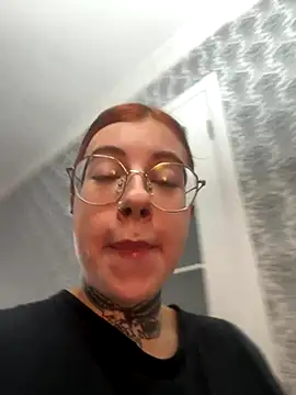 Snapshot of Nancyhot777 chatting on October 21, 2025, 10:27 am Nancyhot777 online show from October 21, 2025, 10:27 am