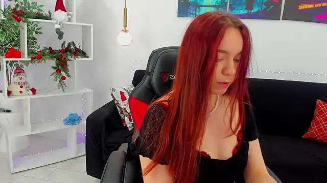 NoraHaynes online show from December 15, 2025, 4:17 am