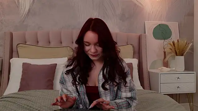 Snapshot of NoraHaynes chatting on June 10, 2026, 2:12 am NoraHaynes online show from June 10, 2026, 2:12 am